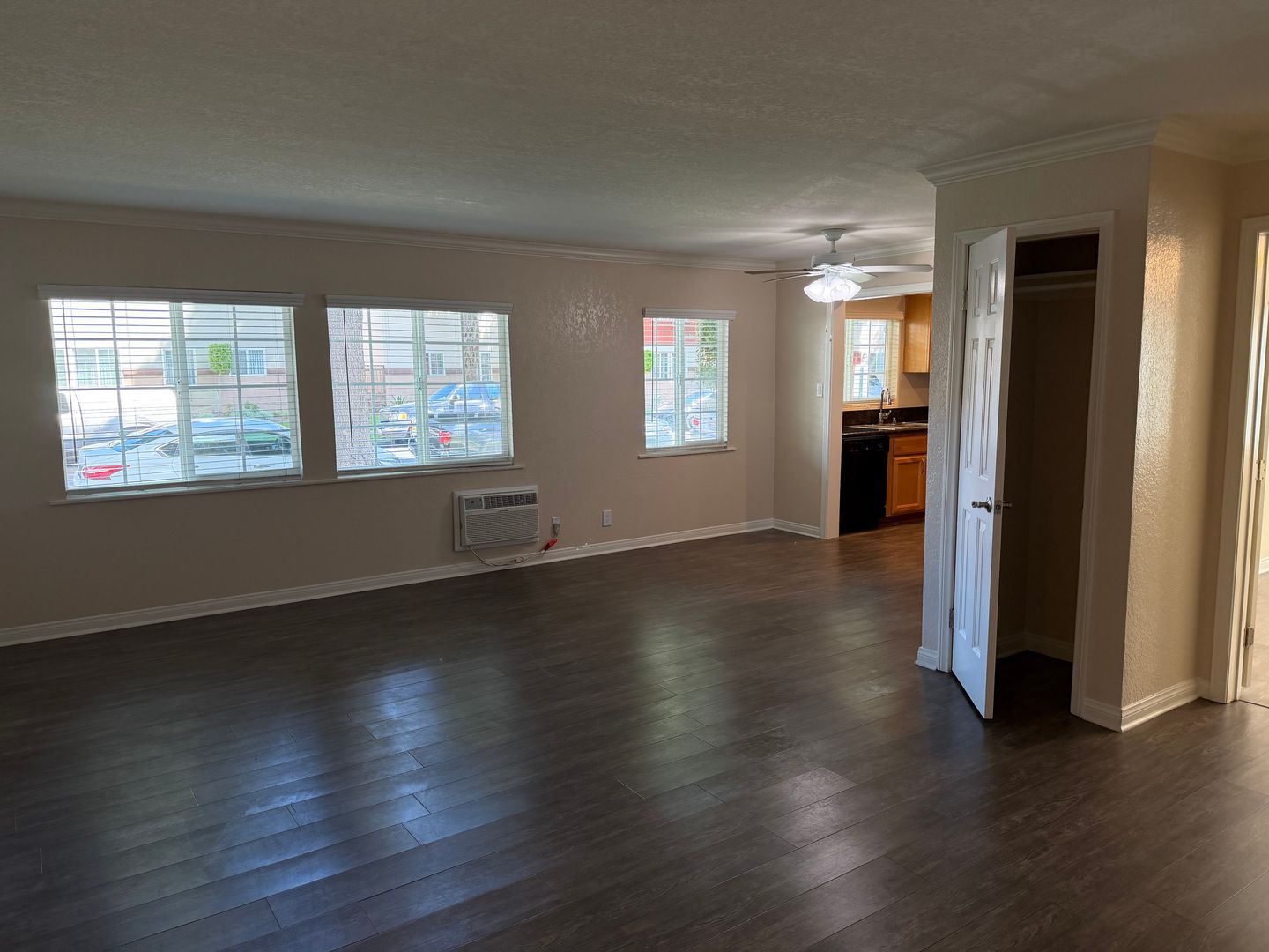 Lakewood Apartment: 4907 1/4 Hayter Avenue