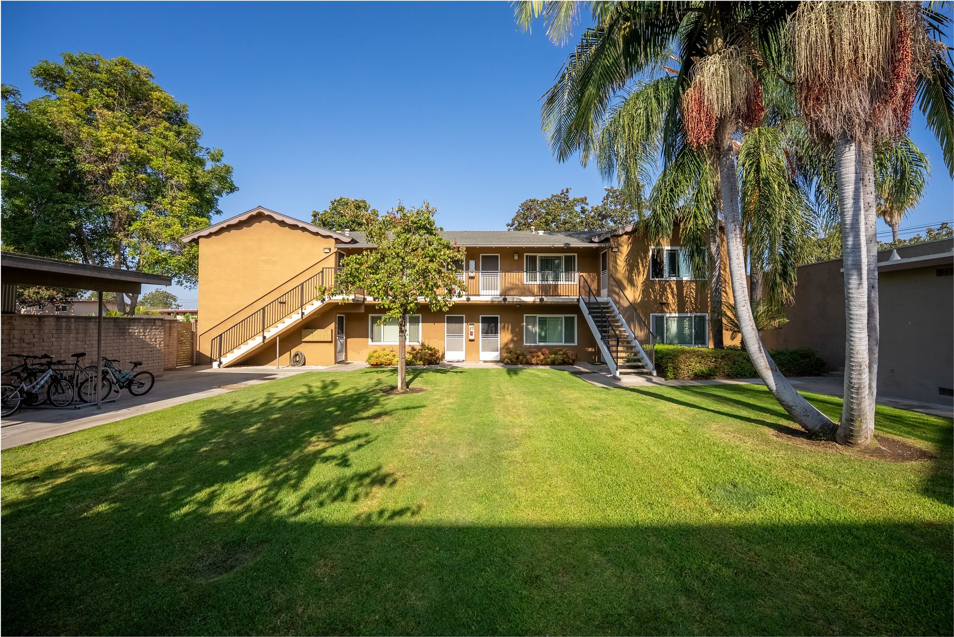 142 - Glen Crest Apartments 2 of 12