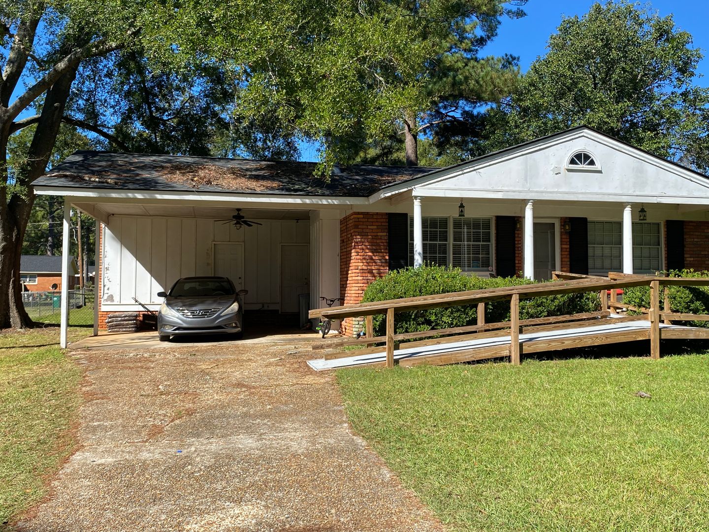 Albany House: 1903 Queens Road