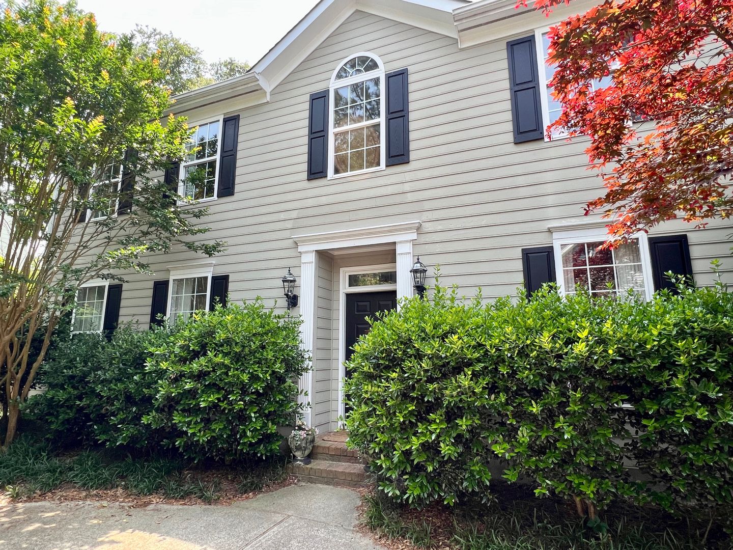 Virginia Beach House: 5412 Holly Road