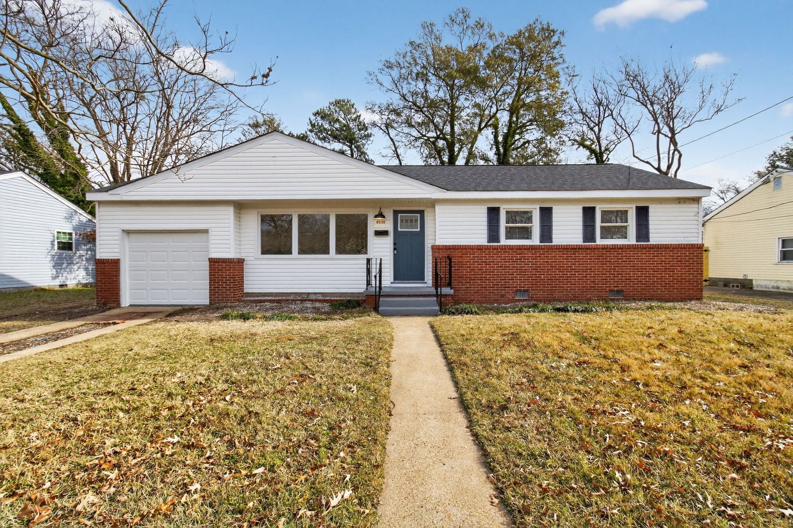 Norfolk House: 8056 Meadow Creek Rd