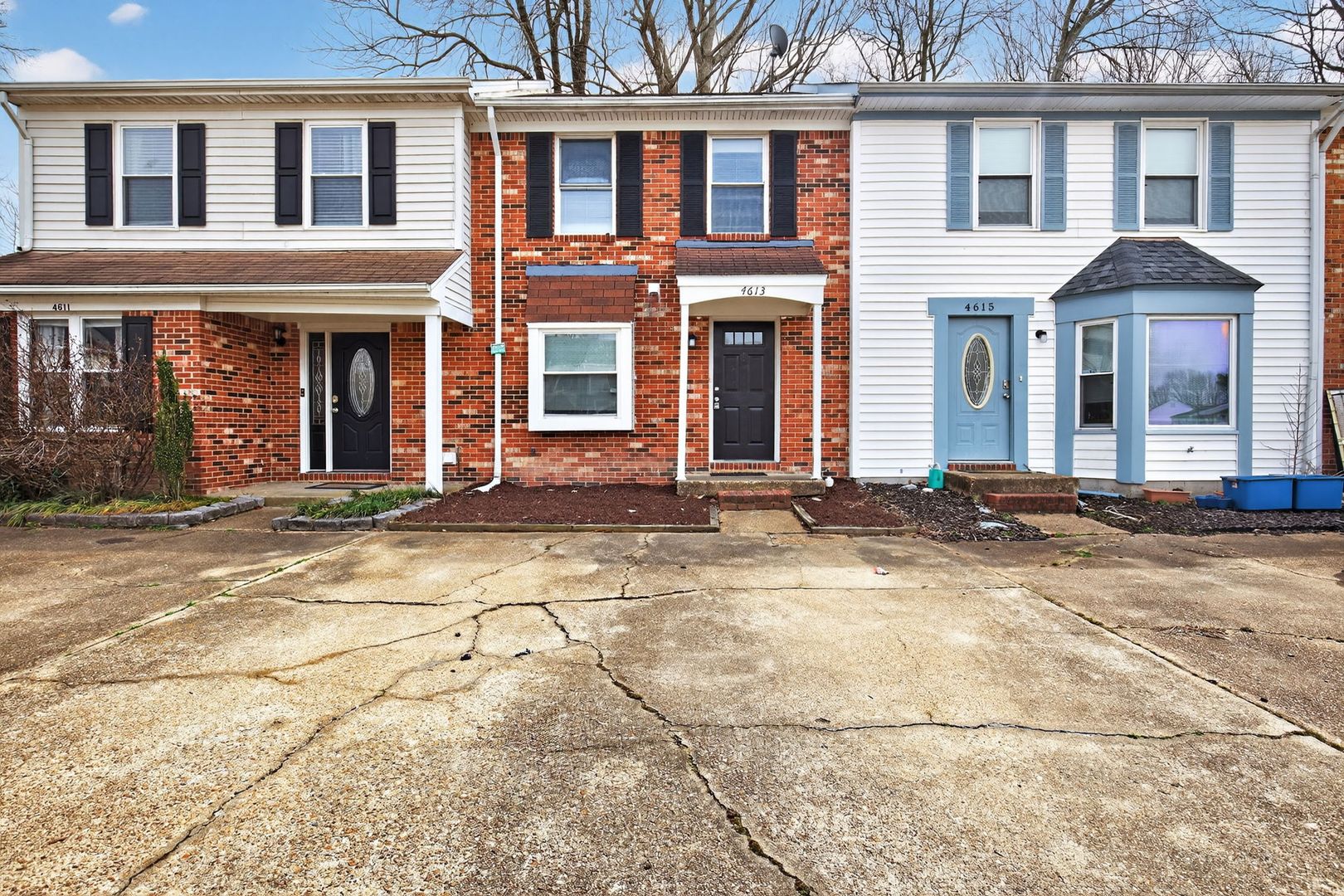 Virginia Beach Townhome: 4613 Glanmire Dr