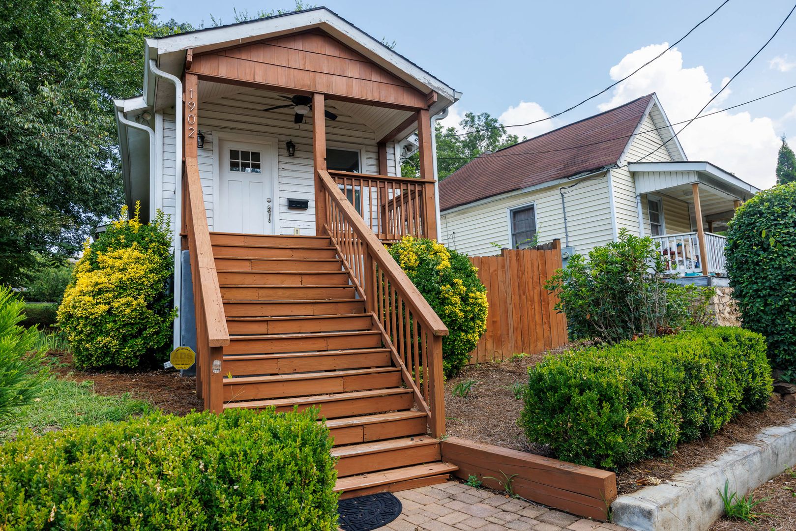 Birmingham House: 1902 26th Ave S