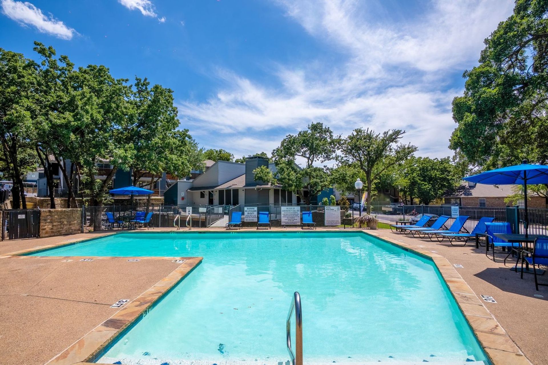 Arlington Apartment: 2300 Misty Ridge Cir