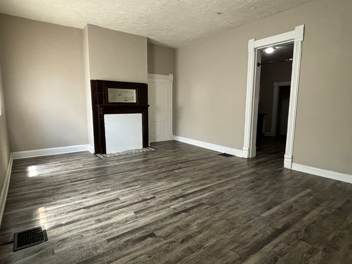 Indianapolis Apartment: 2438 East Washington Street