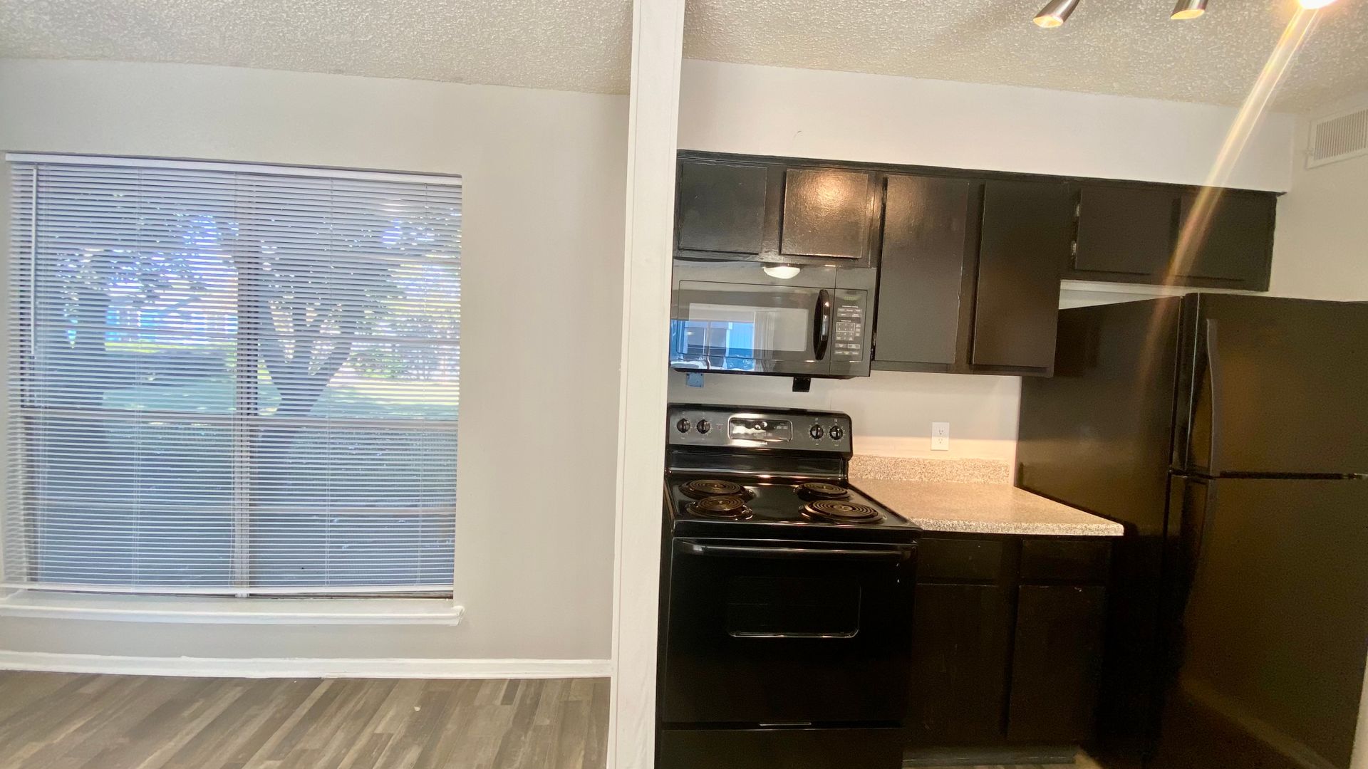 Longview Apartment: The Preserve Apartments