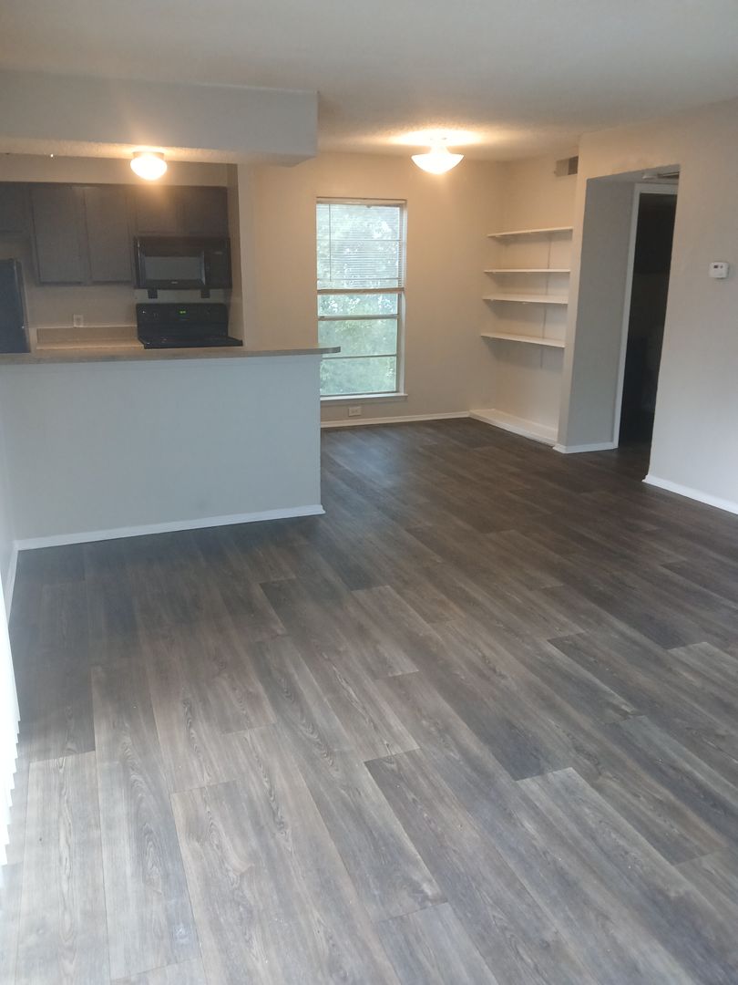 Longview Apartment: The Preserve Apartments