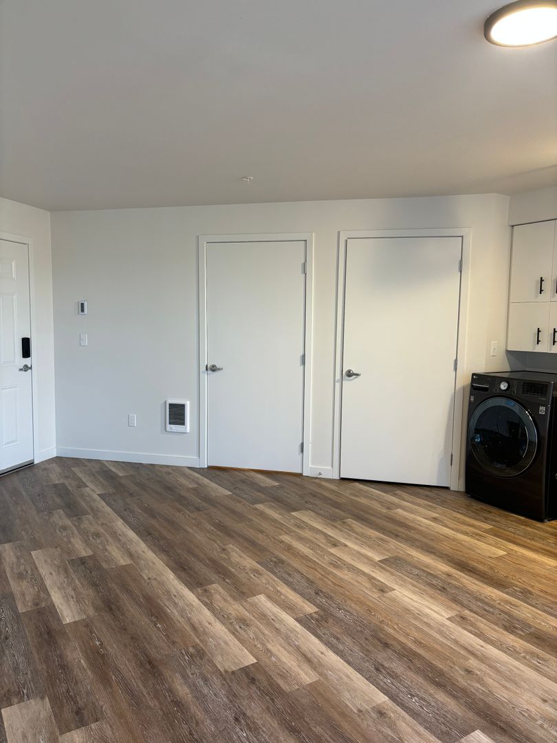 S28 Bode Westwood 6 of 8