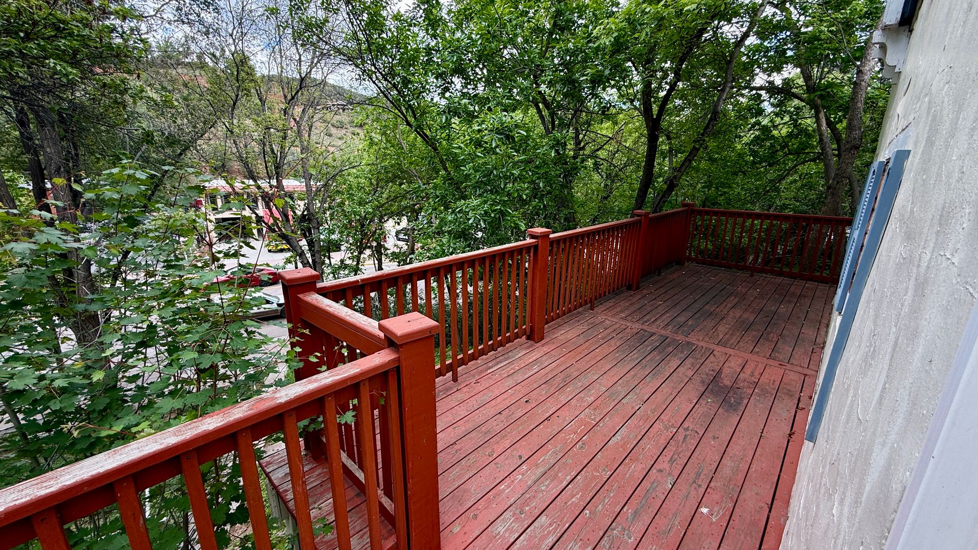Manitou Springs Apartment: 617 Manitou Ave