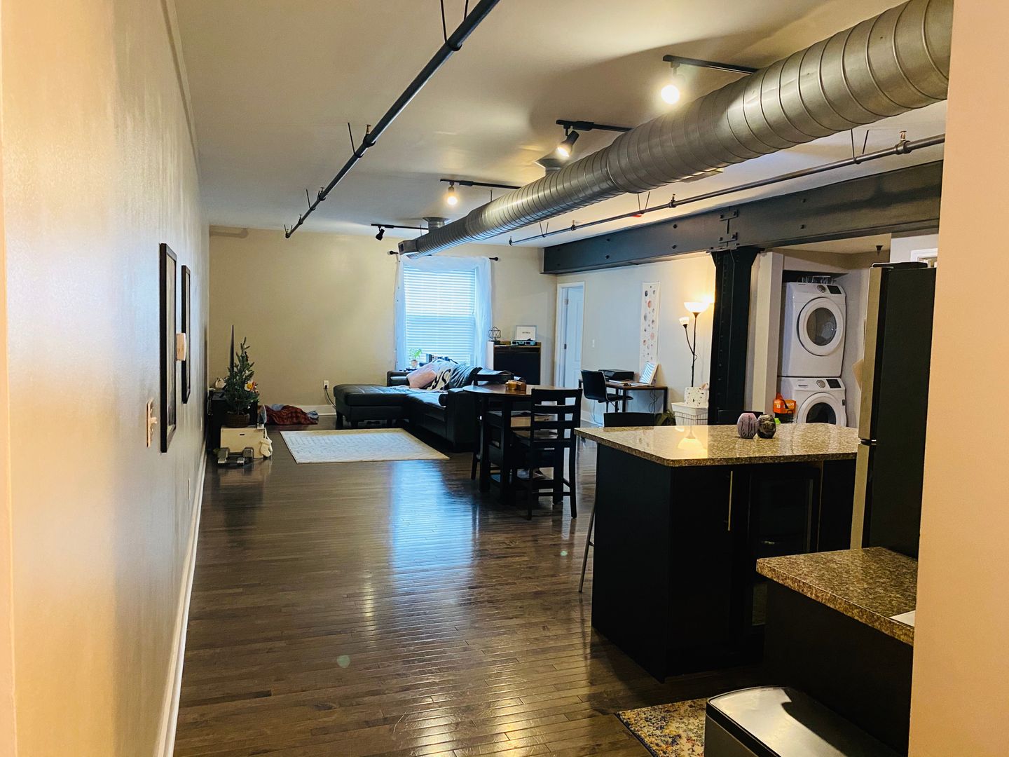 Pittsburgh Apartment: 3010 Jane Street