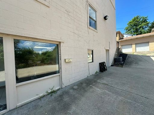 3545 Pennsylvania Ave - 3545 Penn Ave Level 1