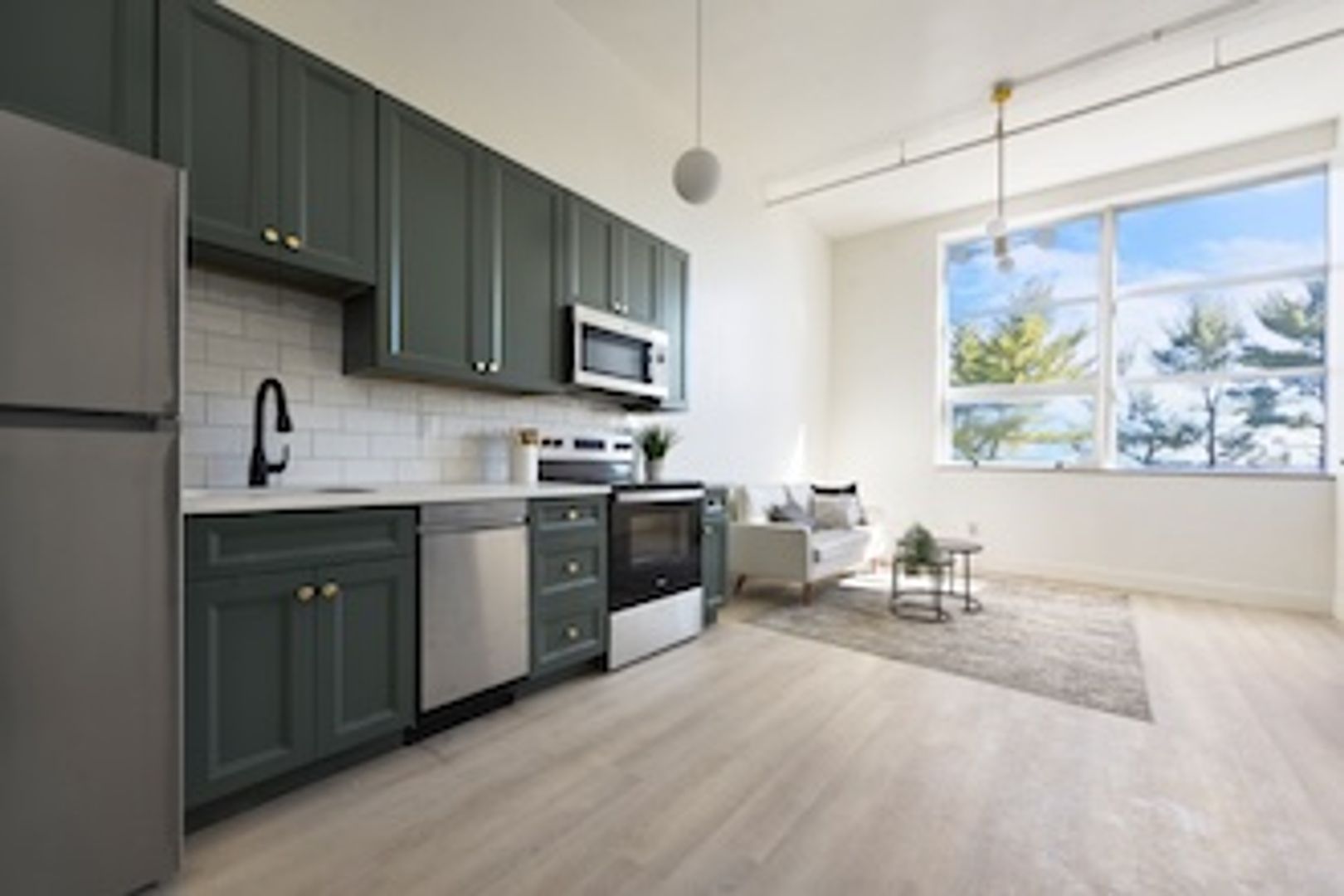 Pittsburgh Apartment: 300 Benedict Drive