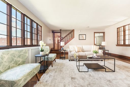 Beautiful 3 bedroom home - NEWLY REMODELED!