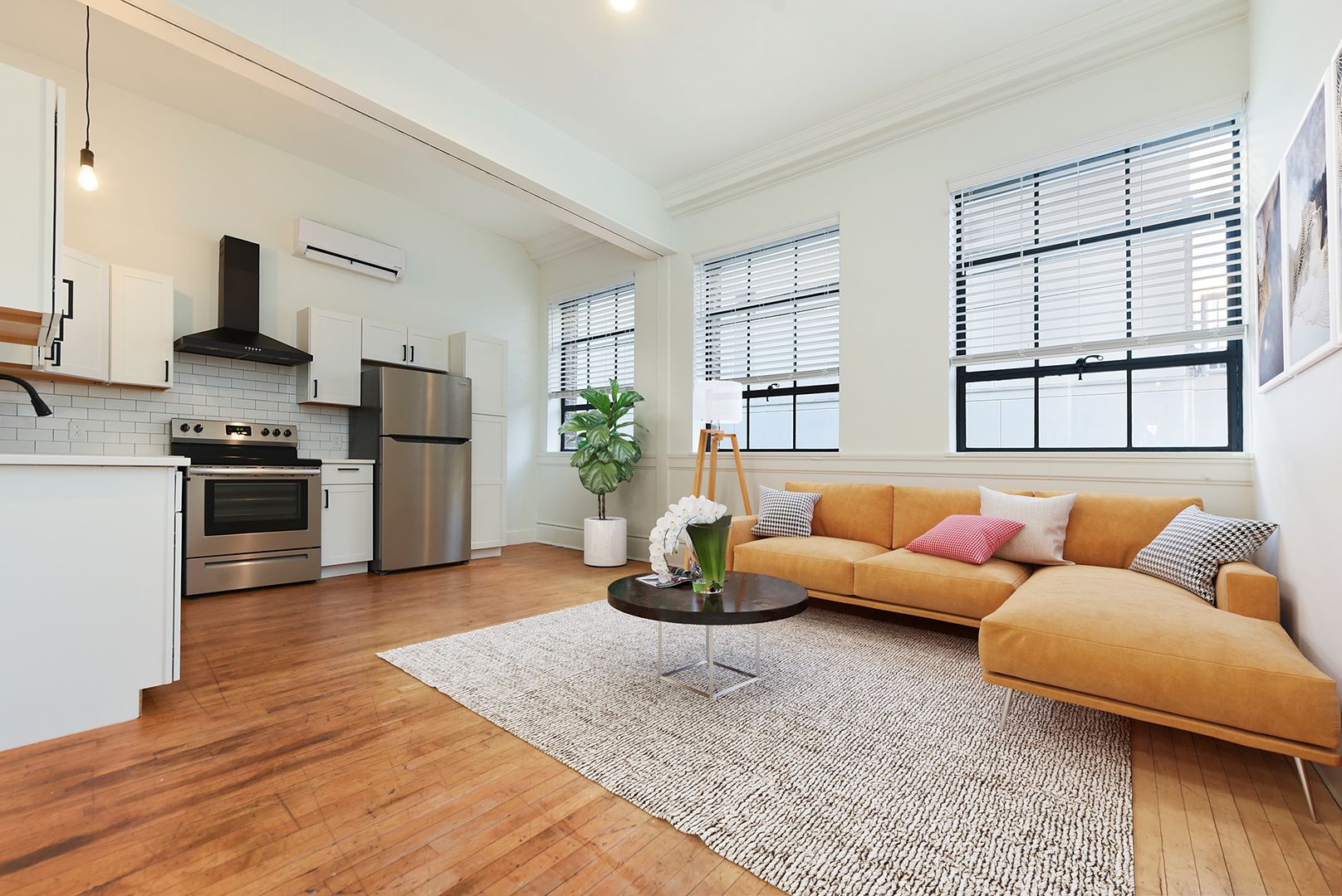 Homestead Apartment: 120 E 9th Ave