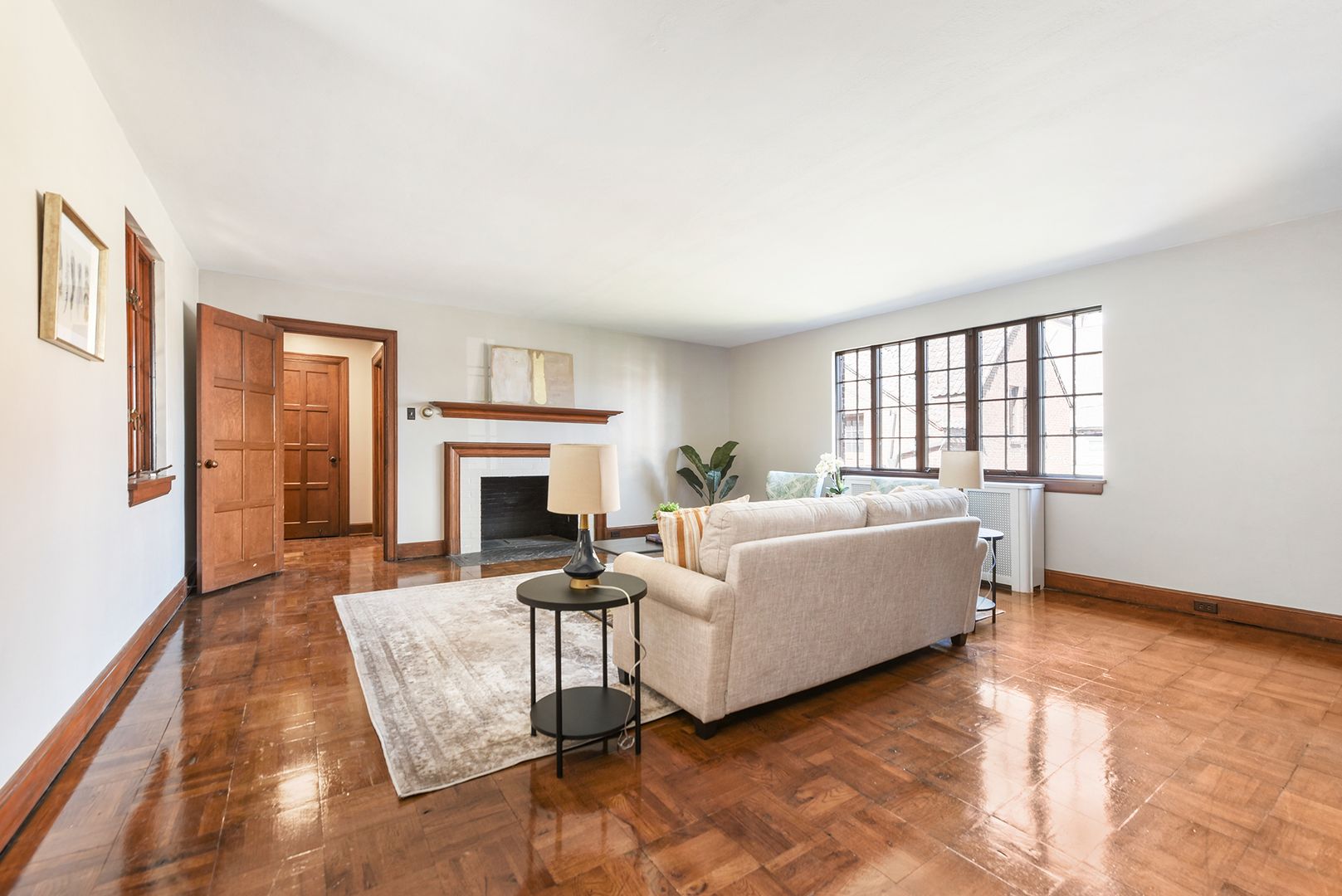 Pittsburgh Apartment: 303 E. 10th Avenue