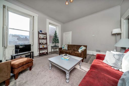 Large 4BR/2BA near SouthSide Works, updated kitchen and baths, central AC, Laundry. $500 off first month! – photo 1