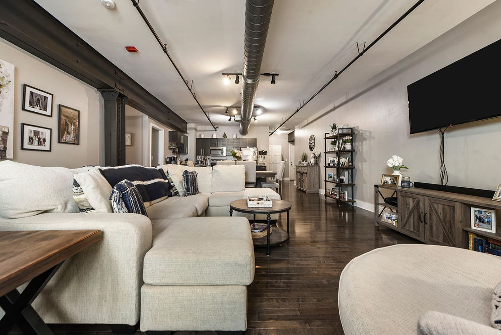 Pittsburgh Apartment: 3010 Jane Street