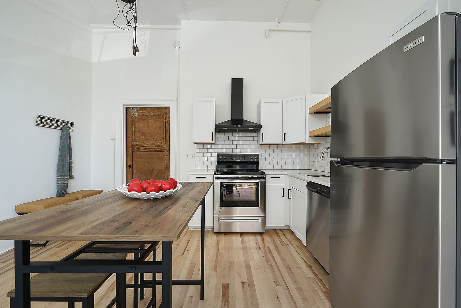 Homestead Apartment: 120 E 9th Ave
