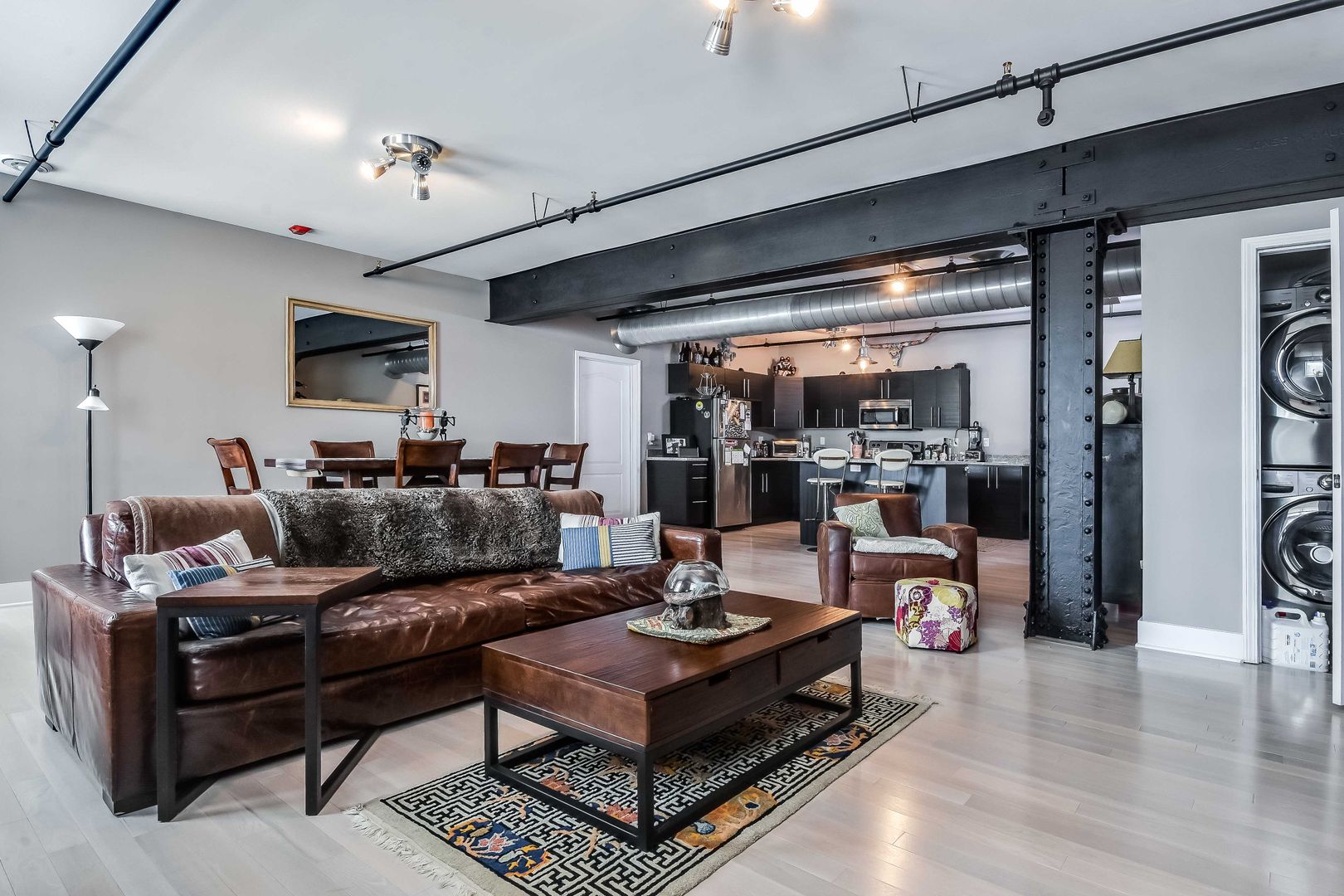 Pittsburgh Apartment: 3010 Jane Street