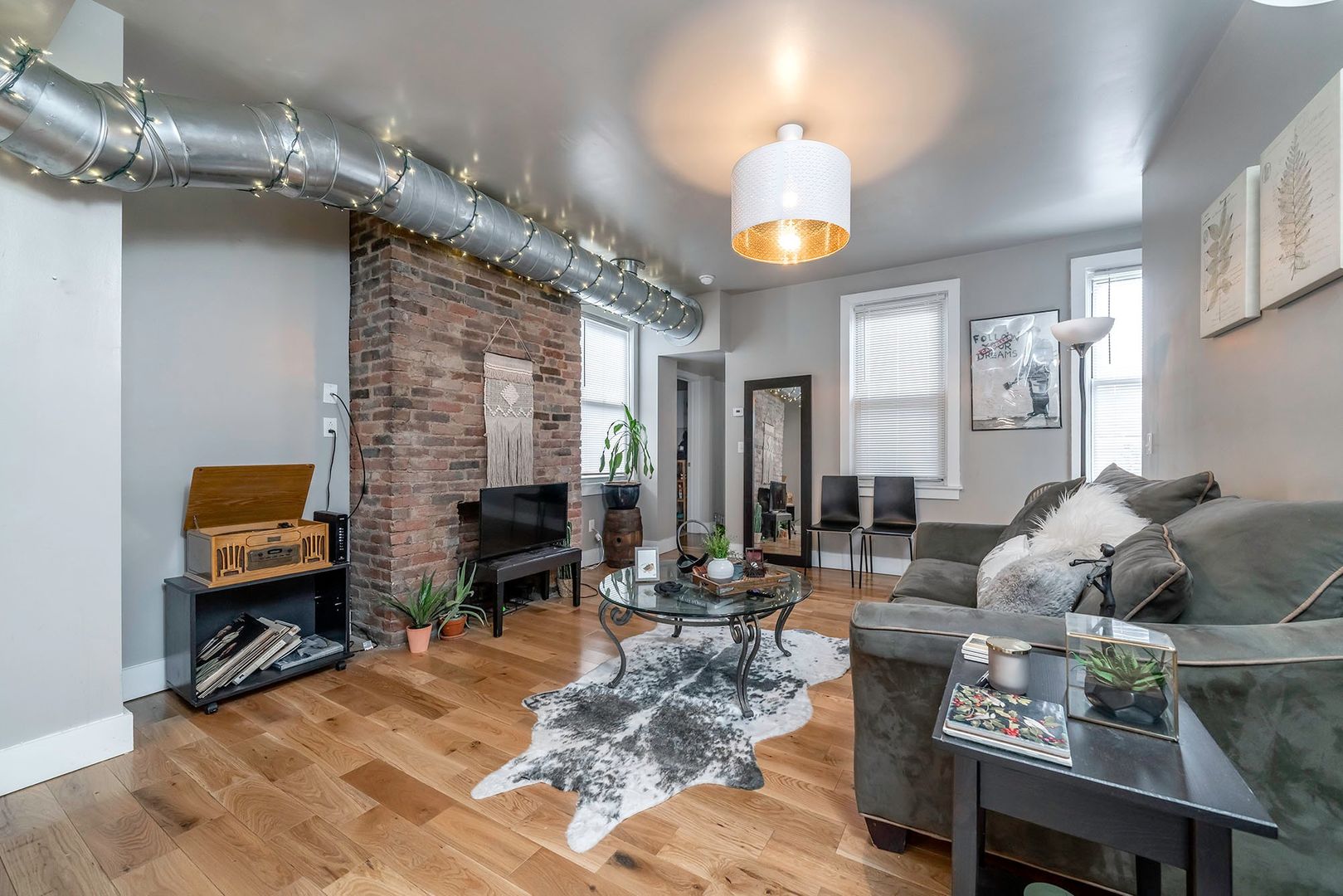 Pittsbugh Apartment: 1418 High Street