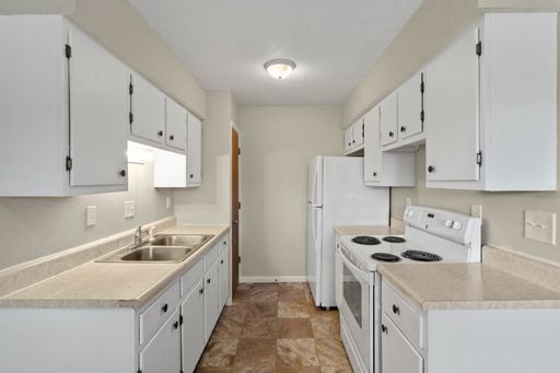 The Ferns | Classic 1 Bed/1 Bath Large