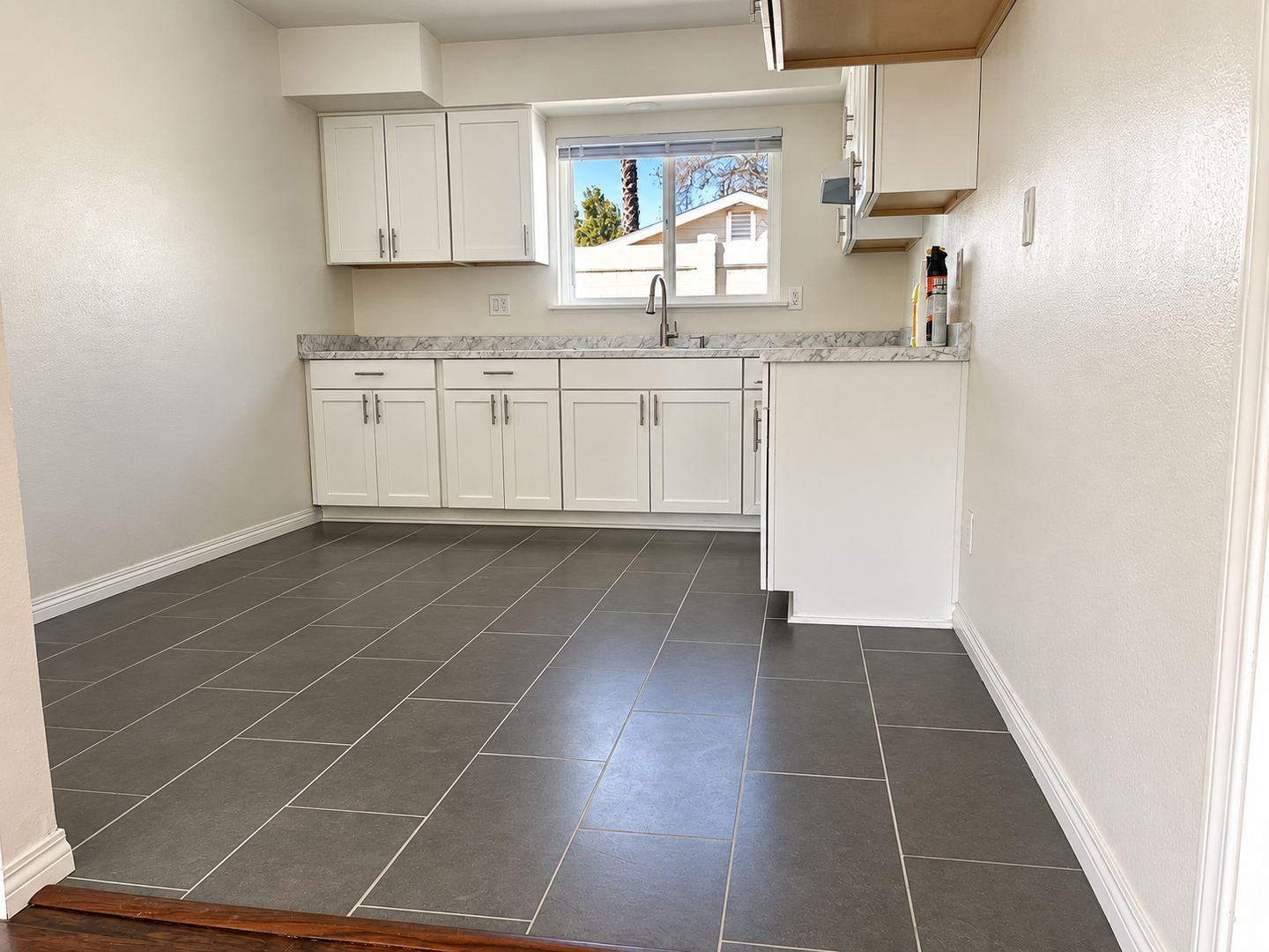 Santa Paula Apartment: 626 Acacia Rd.