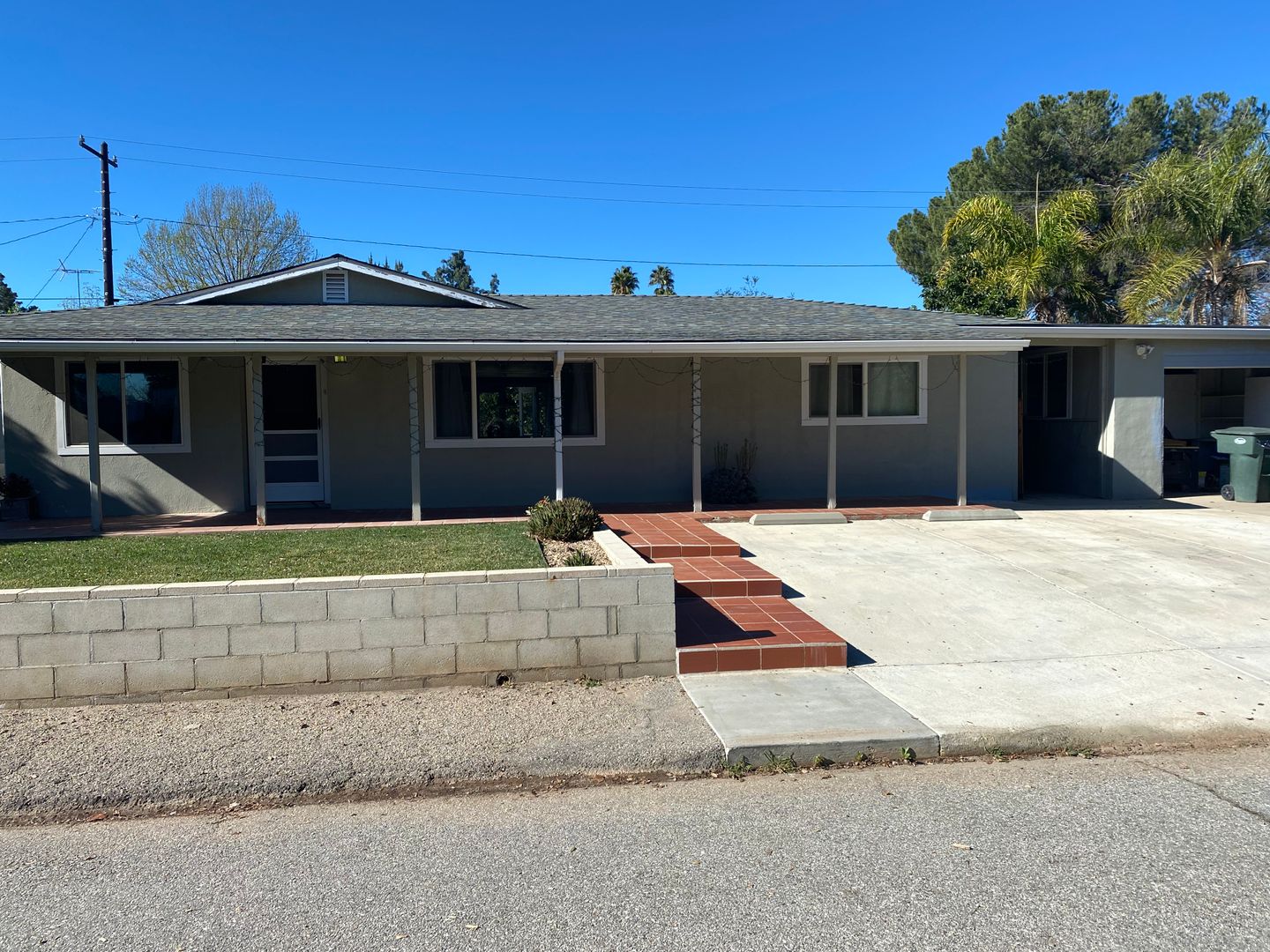 Santa Paula House: 12133 Topa Lane