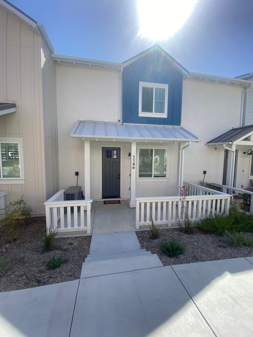 San Luis Obispo House: 1146 Tiburon Way