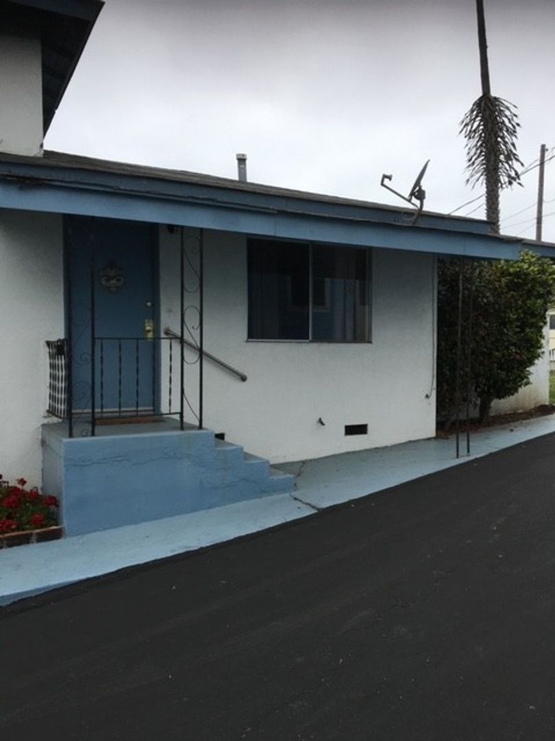 Pismo Beach Apartment: 484 Hinds Avenue