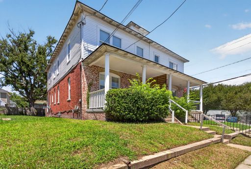 349-B 51st St – photo 1