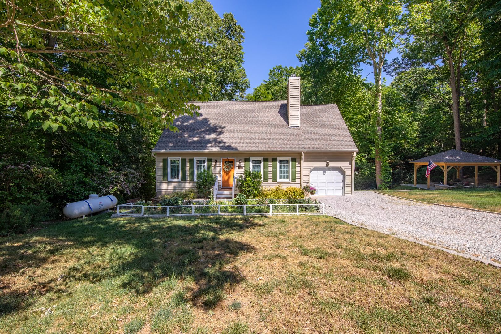 Williamsburg House: 120 Timberwood Drive