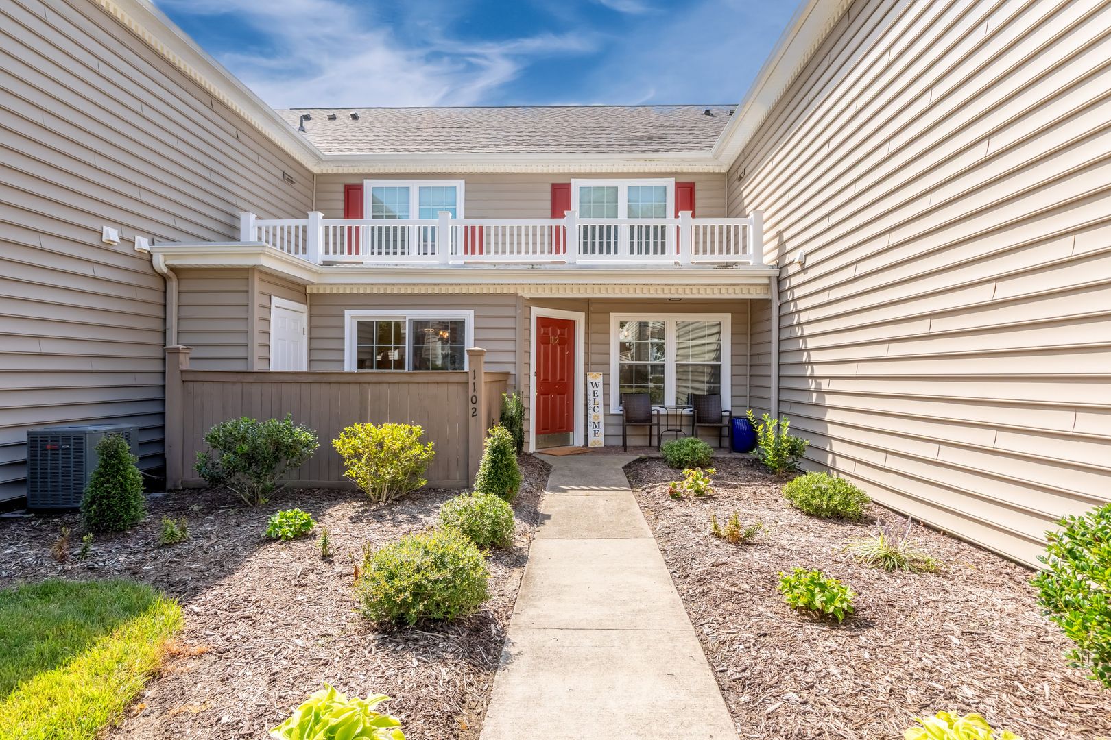 Williamsburg House: 1102 Settlement Drive