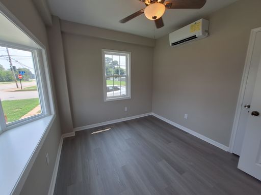 Just Like New – photo 1