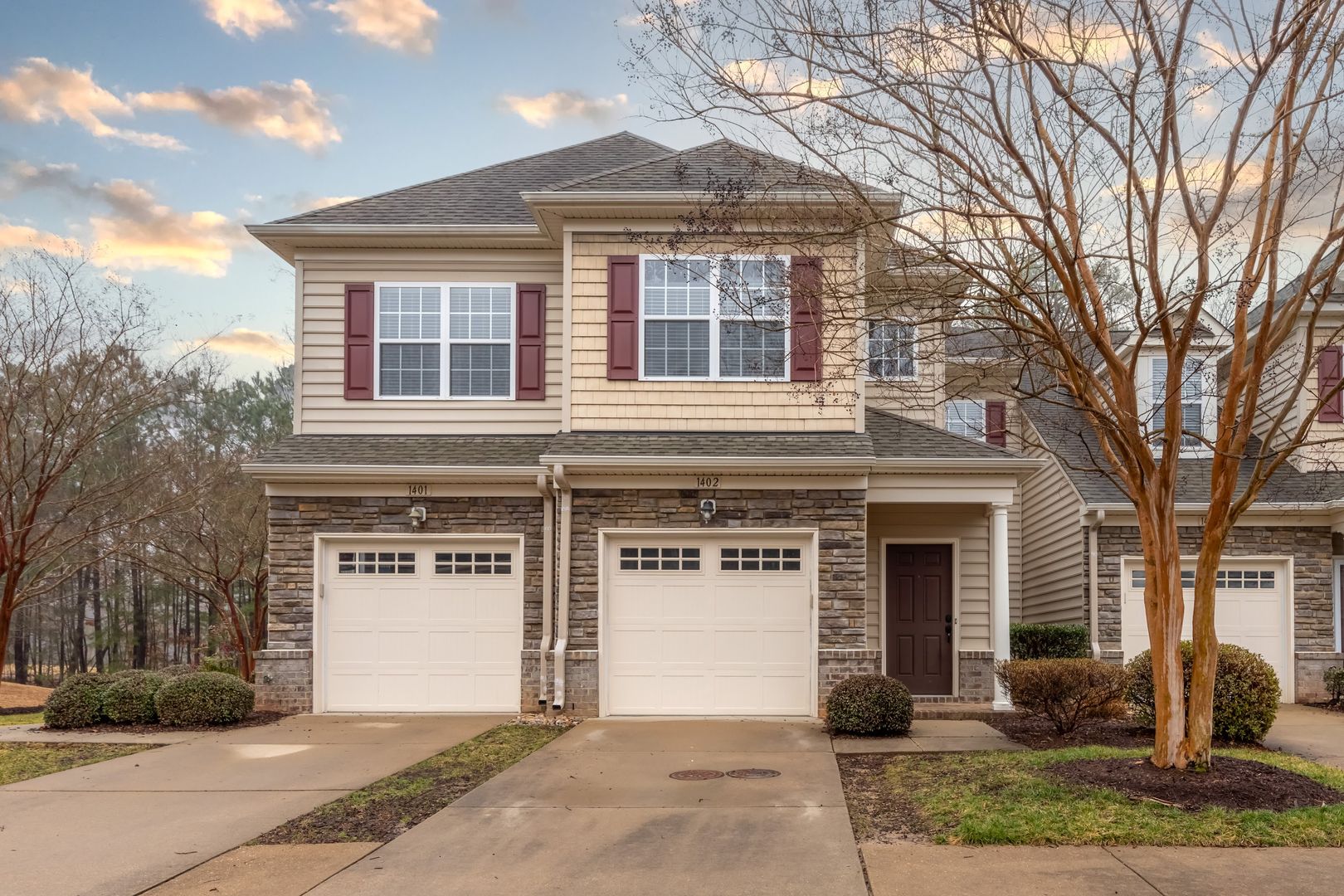 Williamsburg House: 1402 Braemar Creek