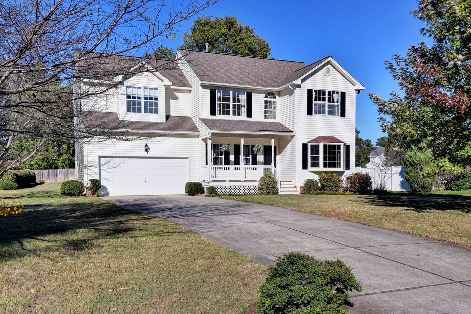 Williamsburg House: 164 Old Field Road