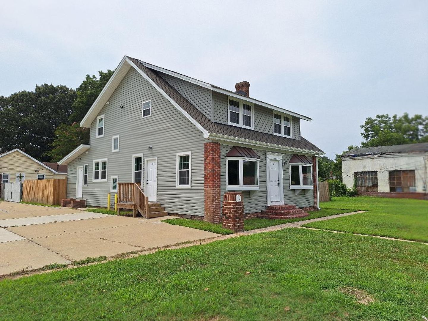 Hampton Apartment: 1814 Kecoughtan Rd