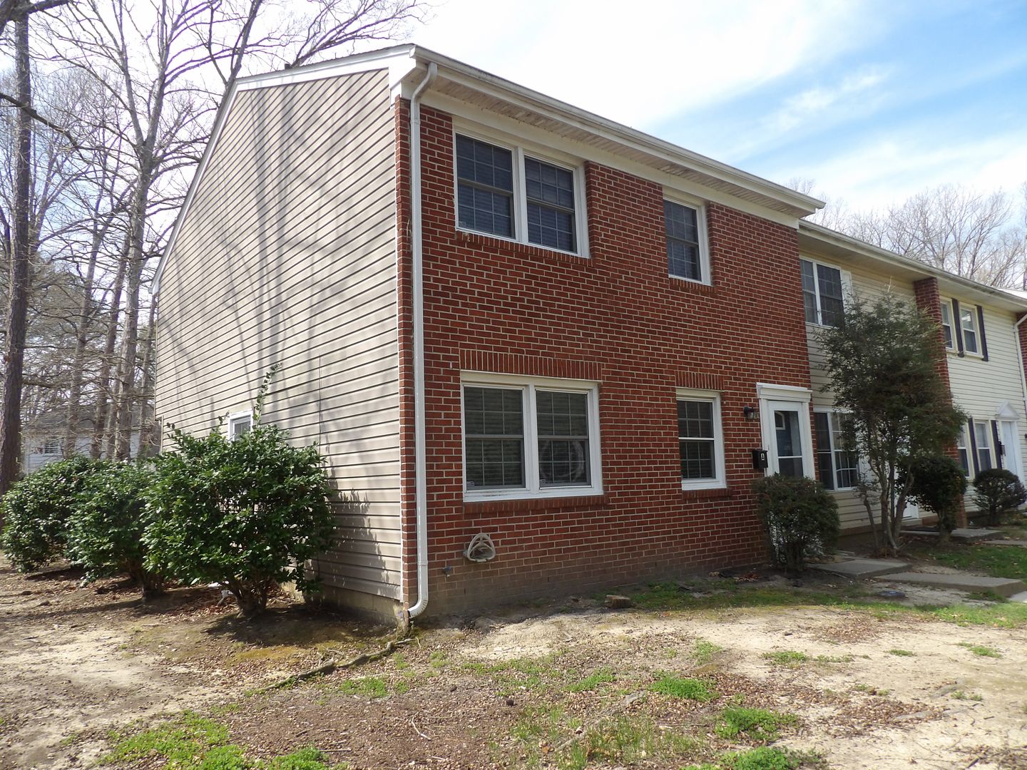 Newport News Townhome: 408 Savage Drive #A