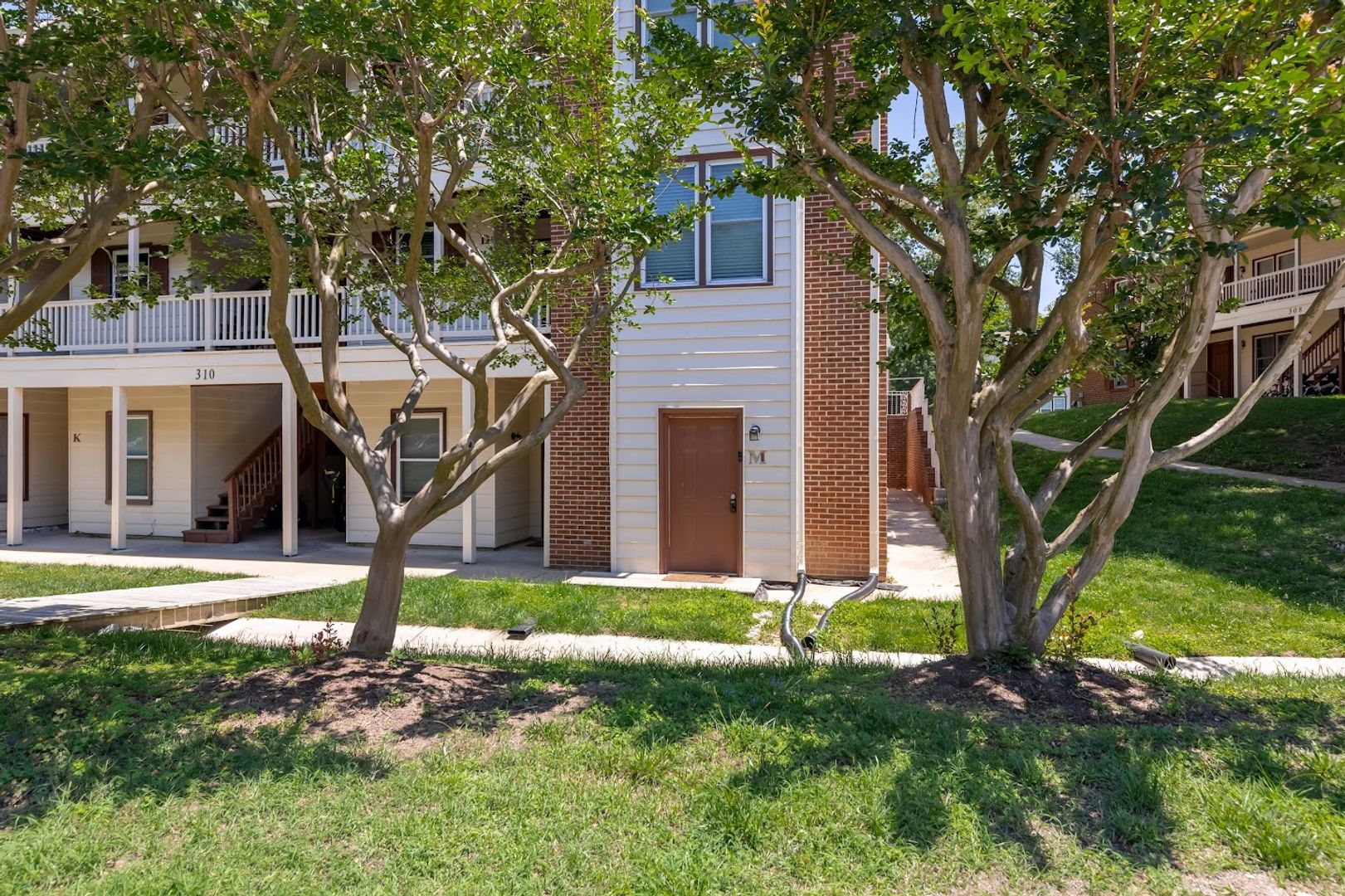 Williamsburg House: 310 M Patriot Lane