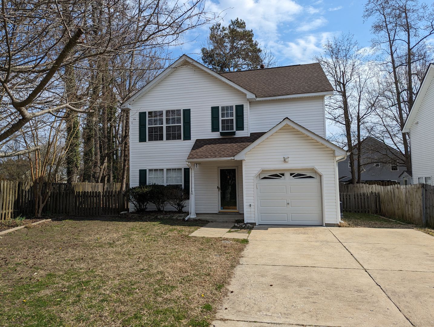 Williamsburg House: 204 Burgundy Road