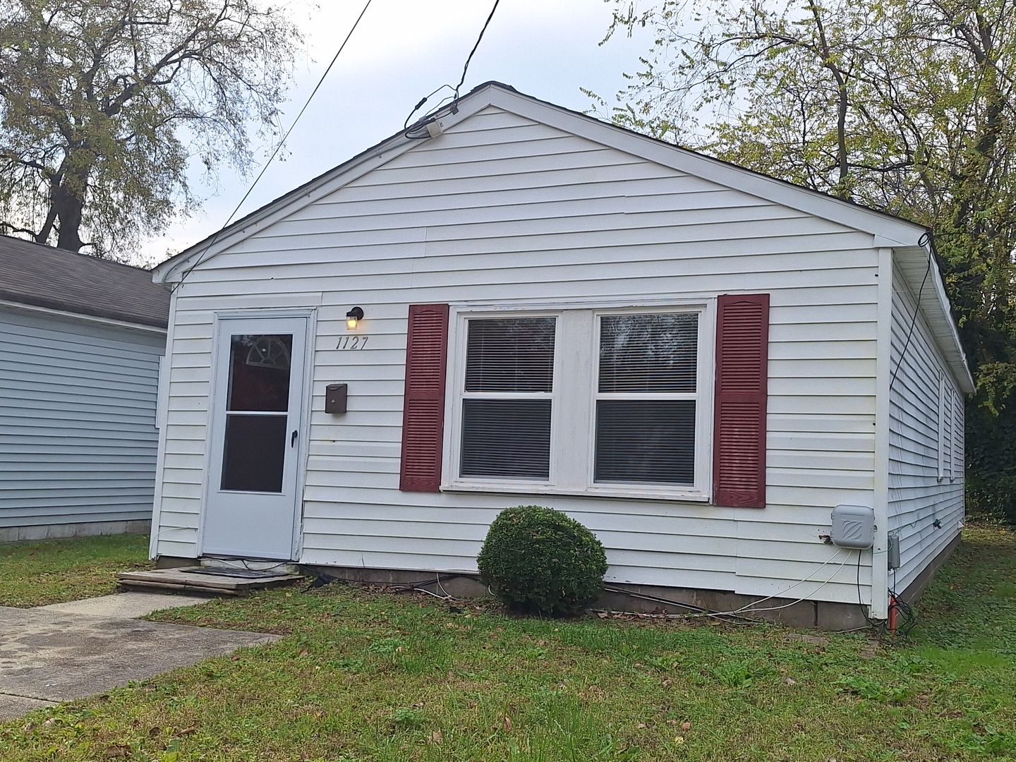 Hampton House: 1127 Rowe Street