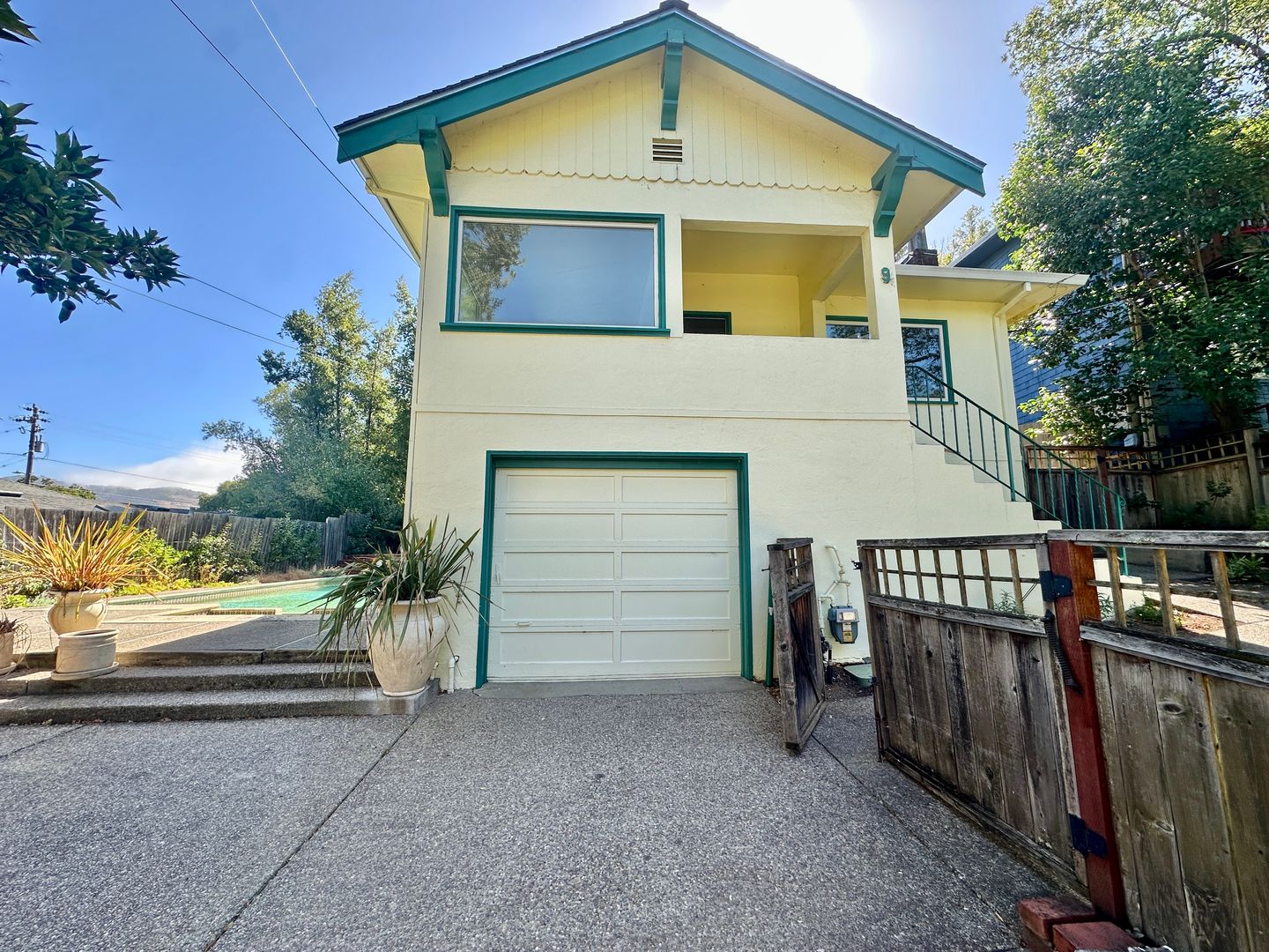 San Rafael House: 9 Bungalow Ave