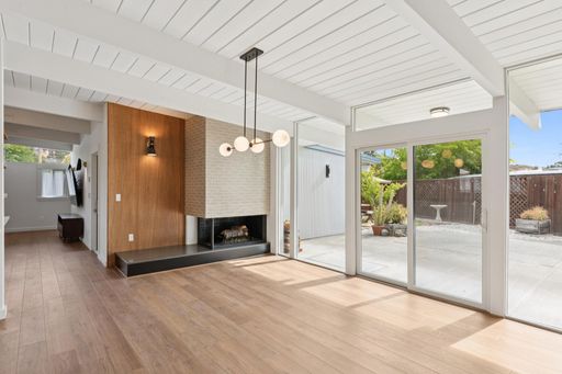 Rented: Eichler Mid-Century Home, Newly Renovated – photo 1