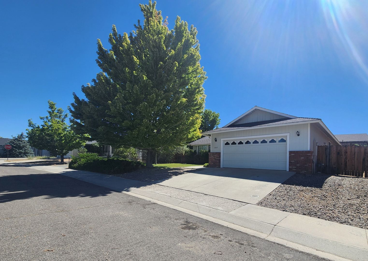 Carson City House: 1007 Shadow Lane