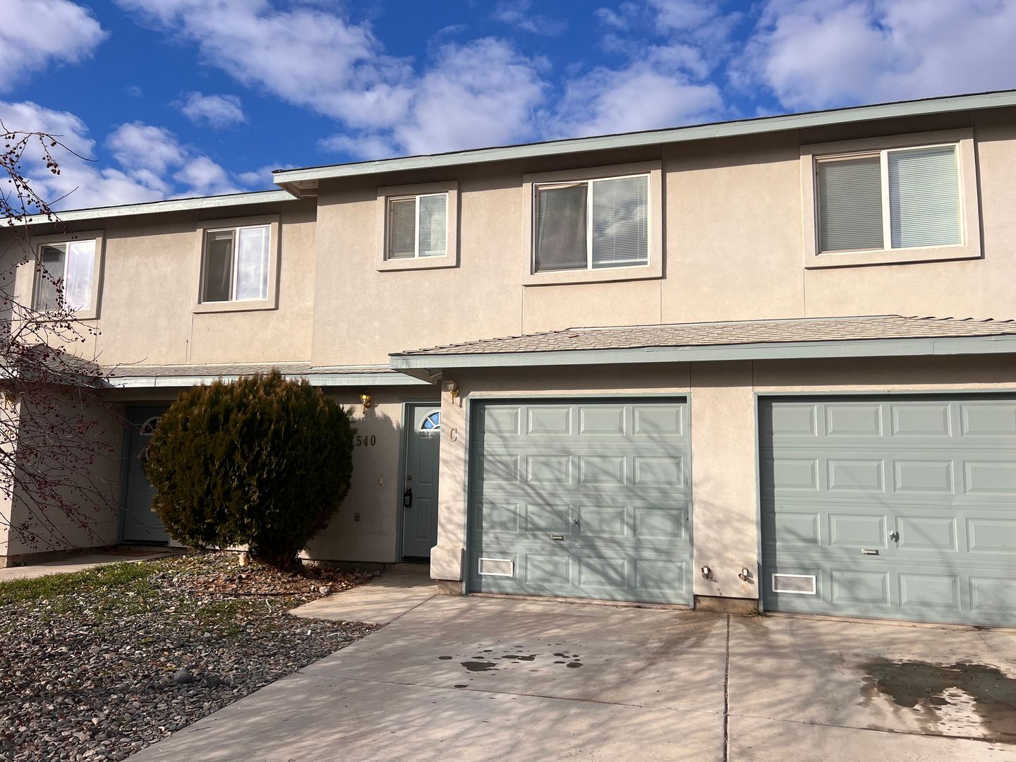 Fernley Apartment: 540 Sunny Lane