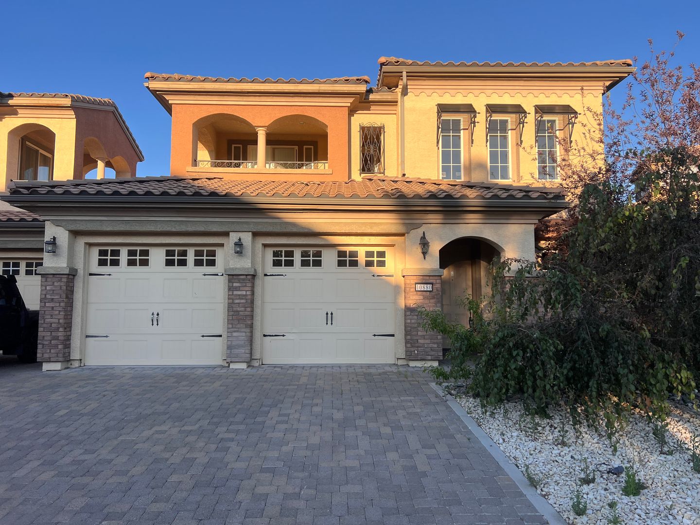 Reno House: 10880 Pentwater Drive