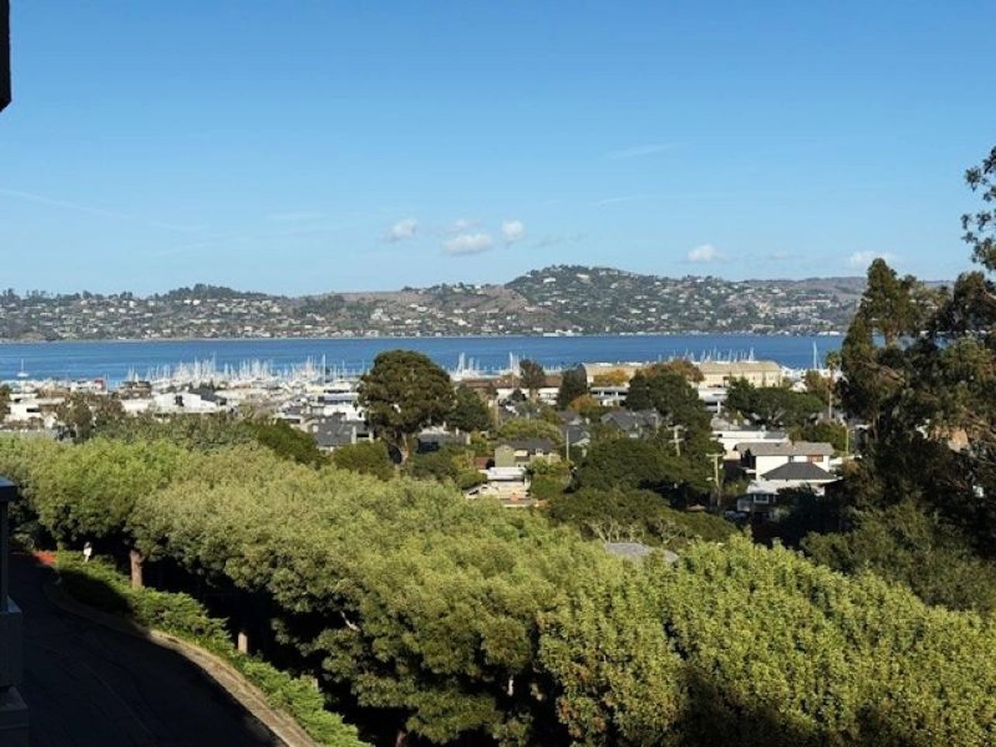 Sausalito Condo: 23 Anchorage Road