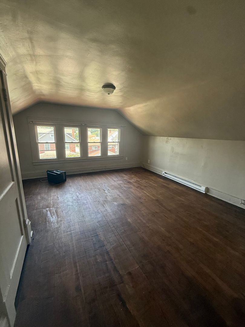 Charleston Apartment: 504 Nancy Street