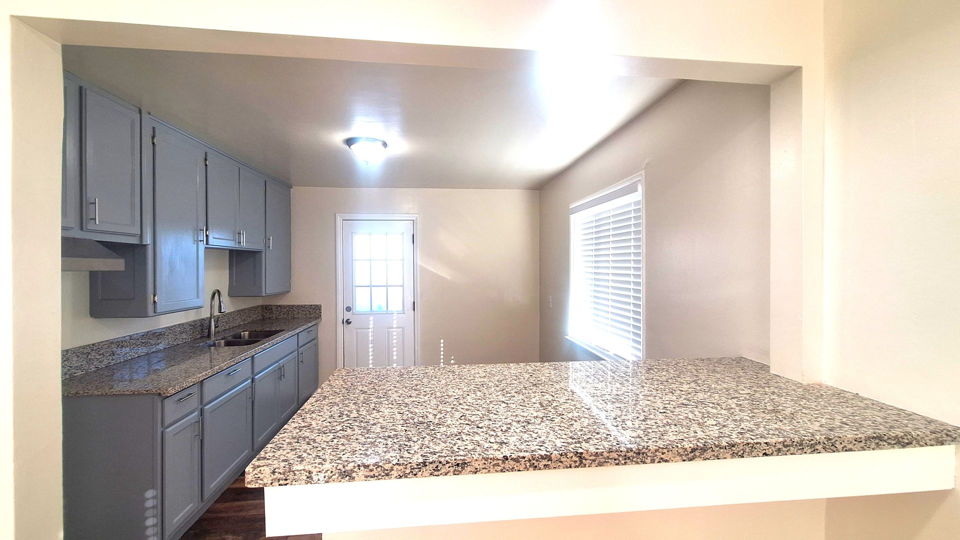 Lawndale Apartment: 15420  Firmona Ave.