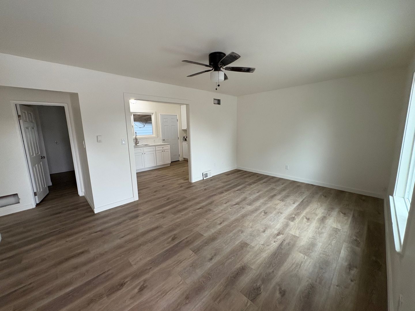 La Habra Apartment: 201 - 205 College Ave