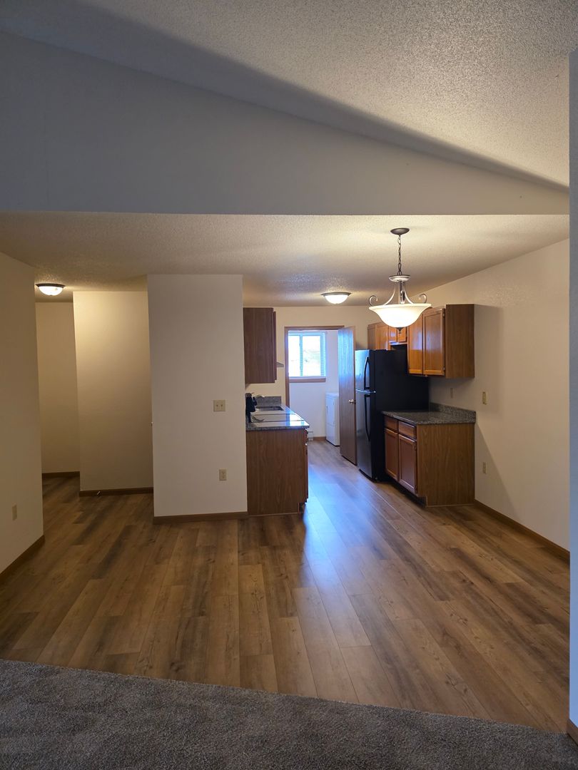 Germantown Apartment: W168 N11351 Stone Way